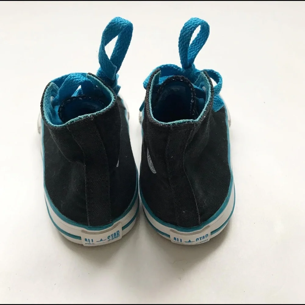 Converse black/blue high-top sneakers EUC size 9